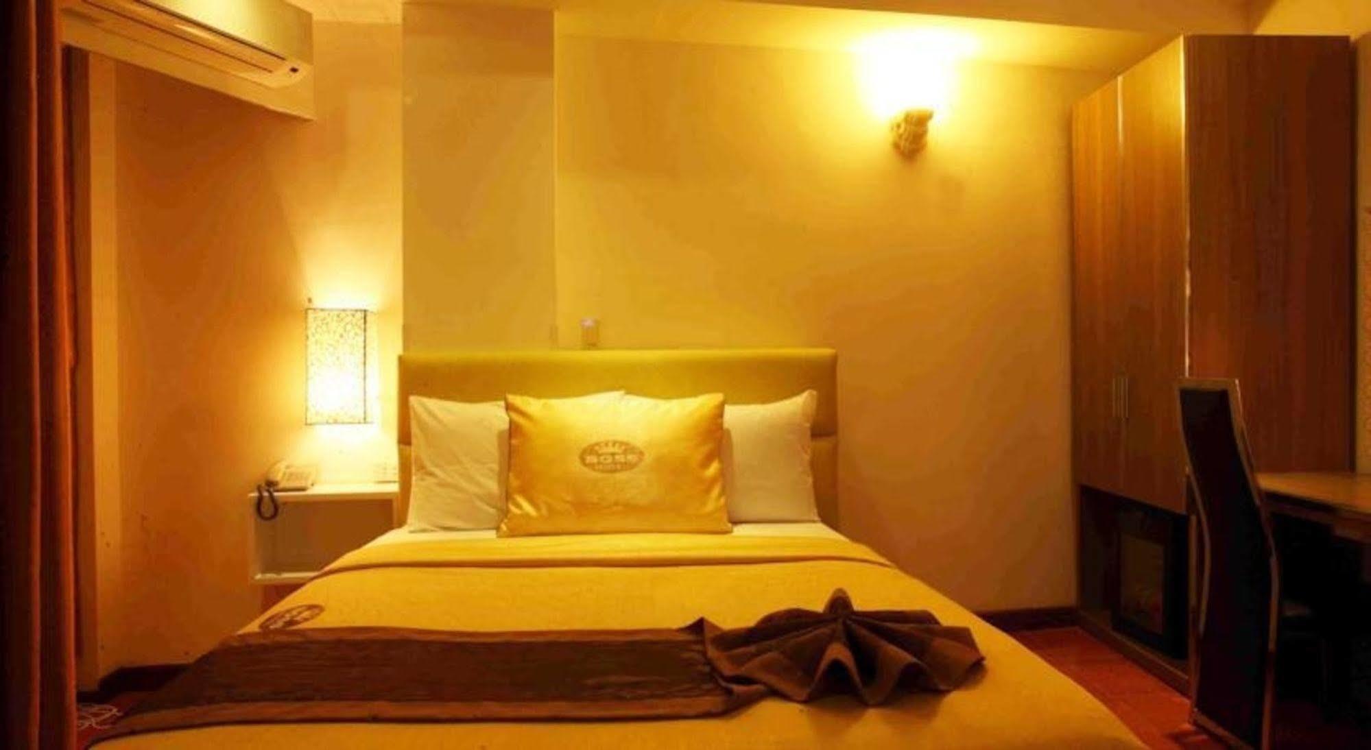 A25 Hotel - 14 Pho Duc Chinh Ho Chi Minh City Exterior photo